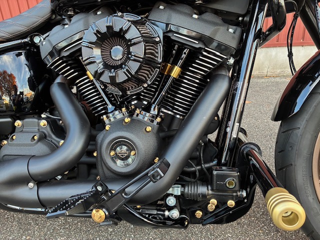 ２０２４年FXLRST　カスタムの紹介をいたします。